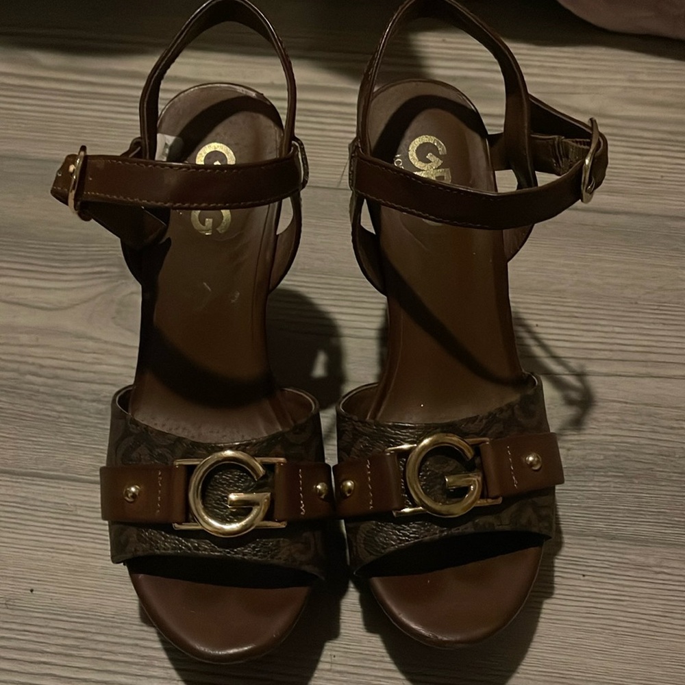 GBG by Guess wedges for women size 6
